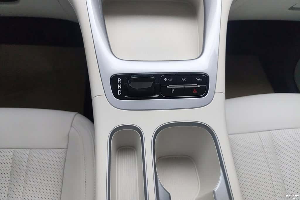Geely Xingyuan, 2025 16
