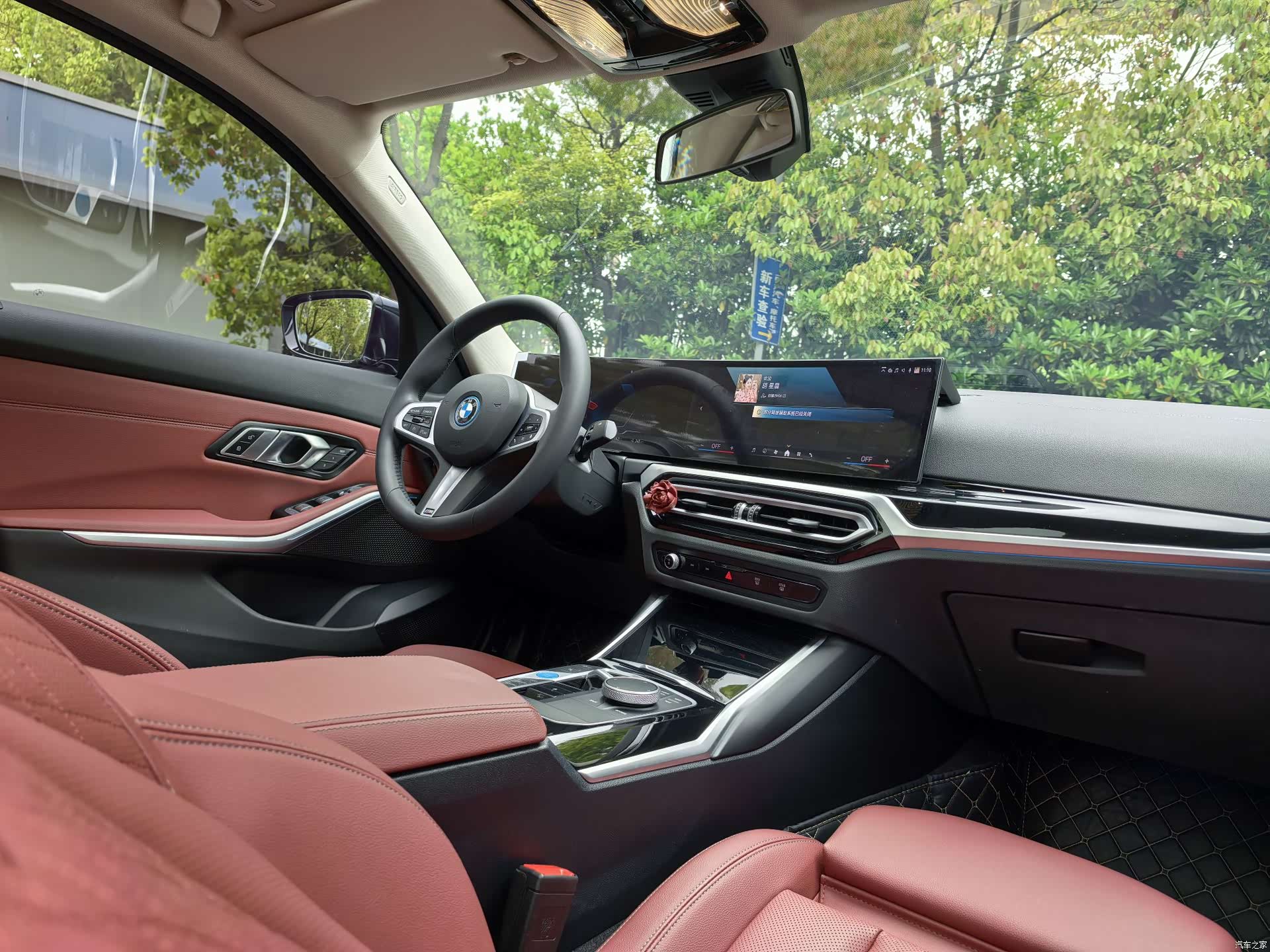 BMW i3, 2024 10