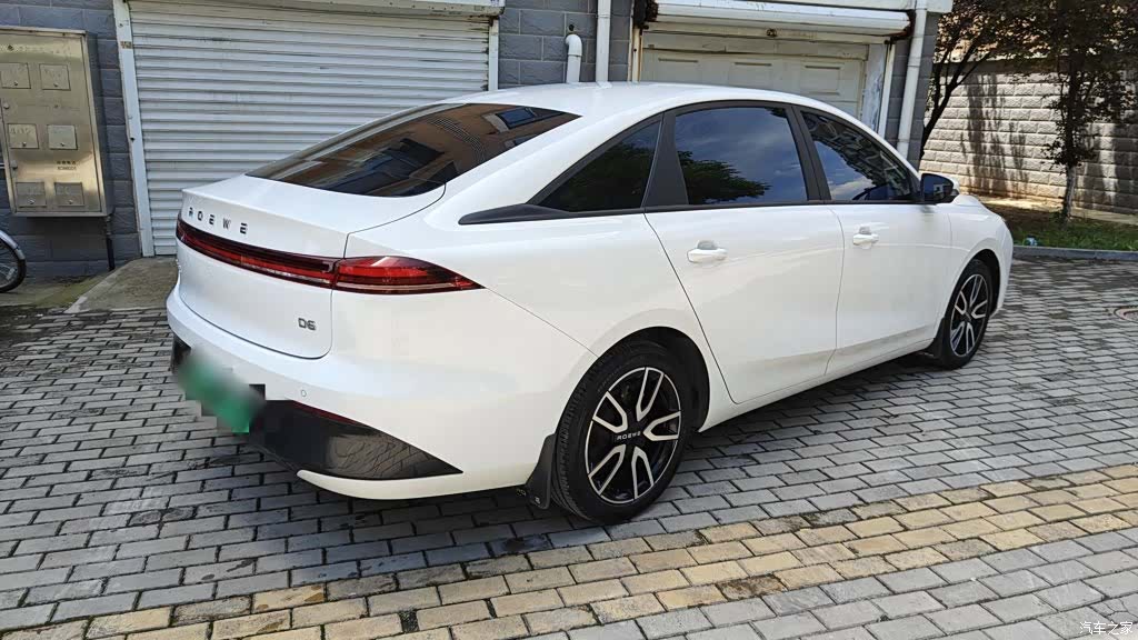 Roewe D6, 2025 11