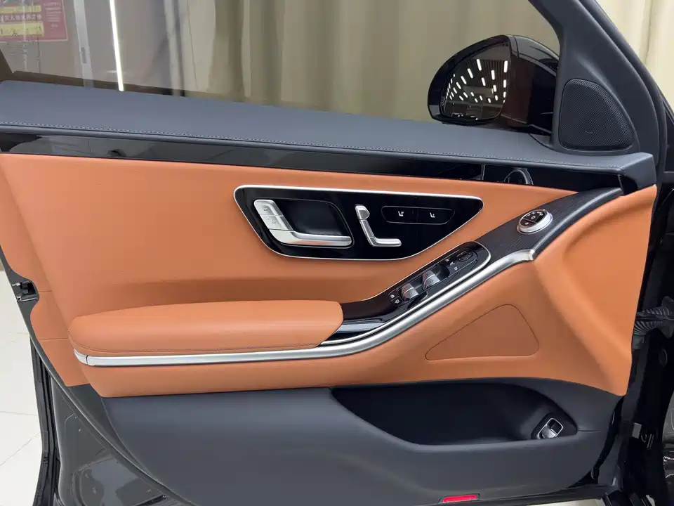 Mercedes-Benz S-class Mercedes-Benz S-class