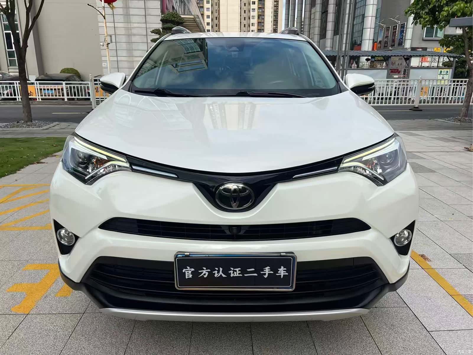 Toyota RAV4, 2016 1