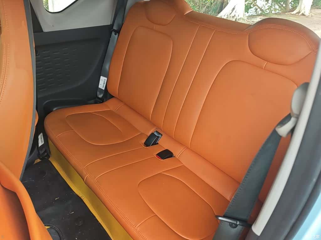 Wuling MINIEV, 2020 13