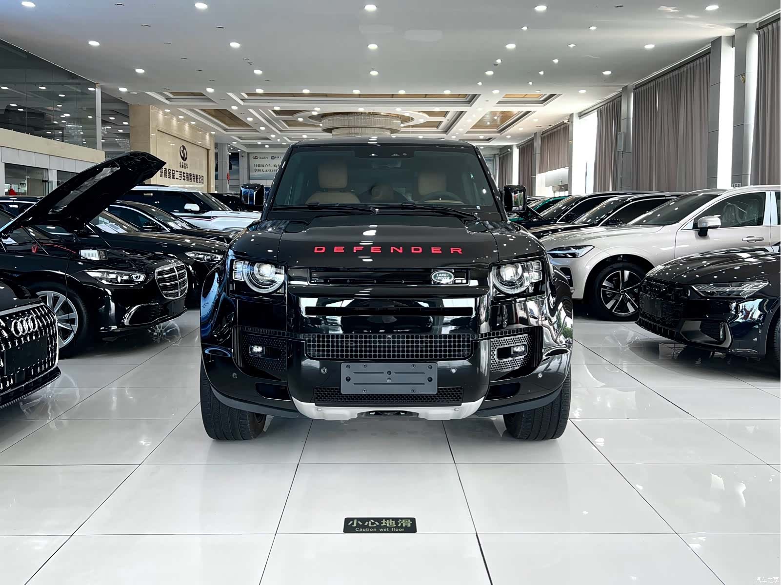 Land Rover Defender, 2024 2