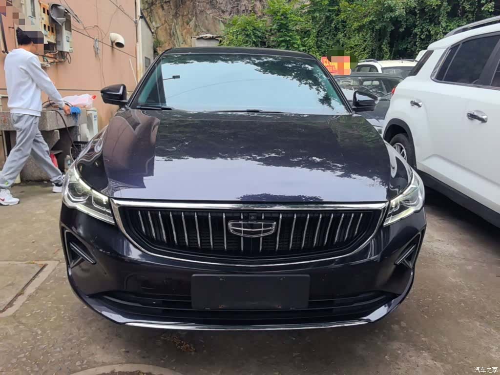 Geely Emgrand, 2023 3