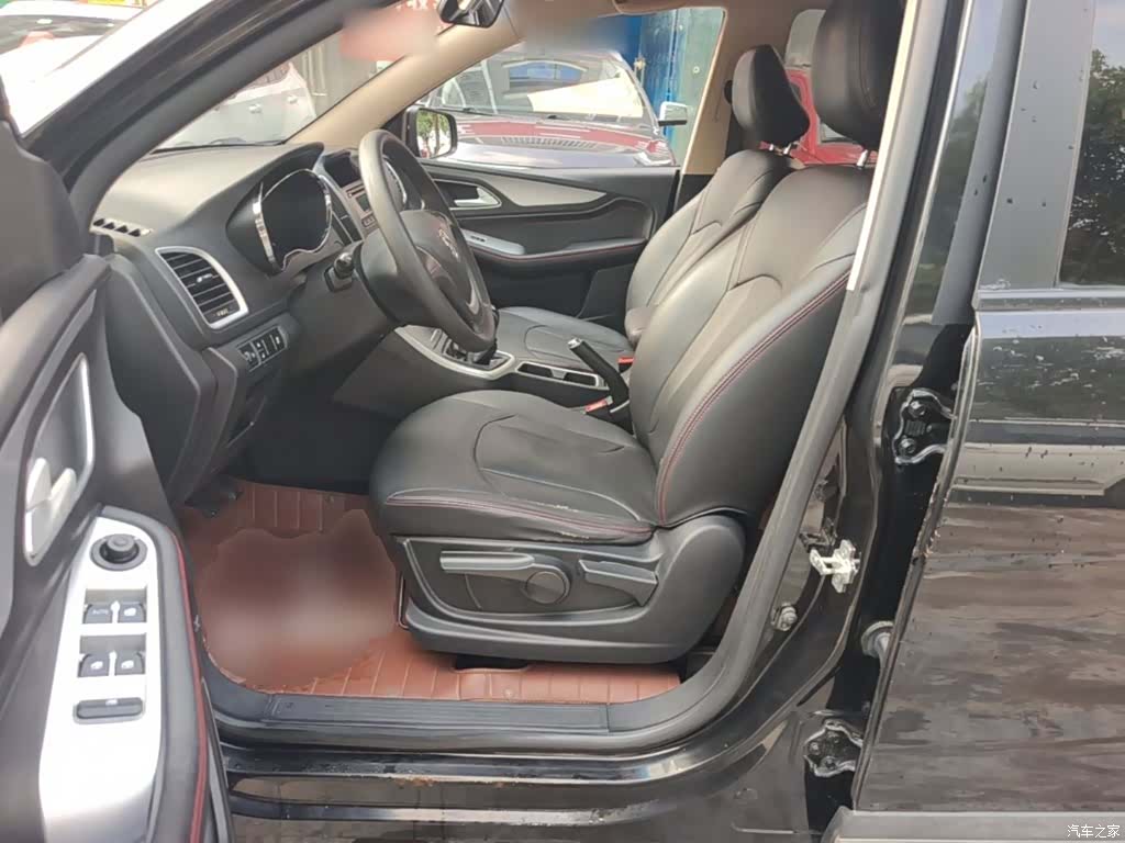 Wuling 560, 2015 15