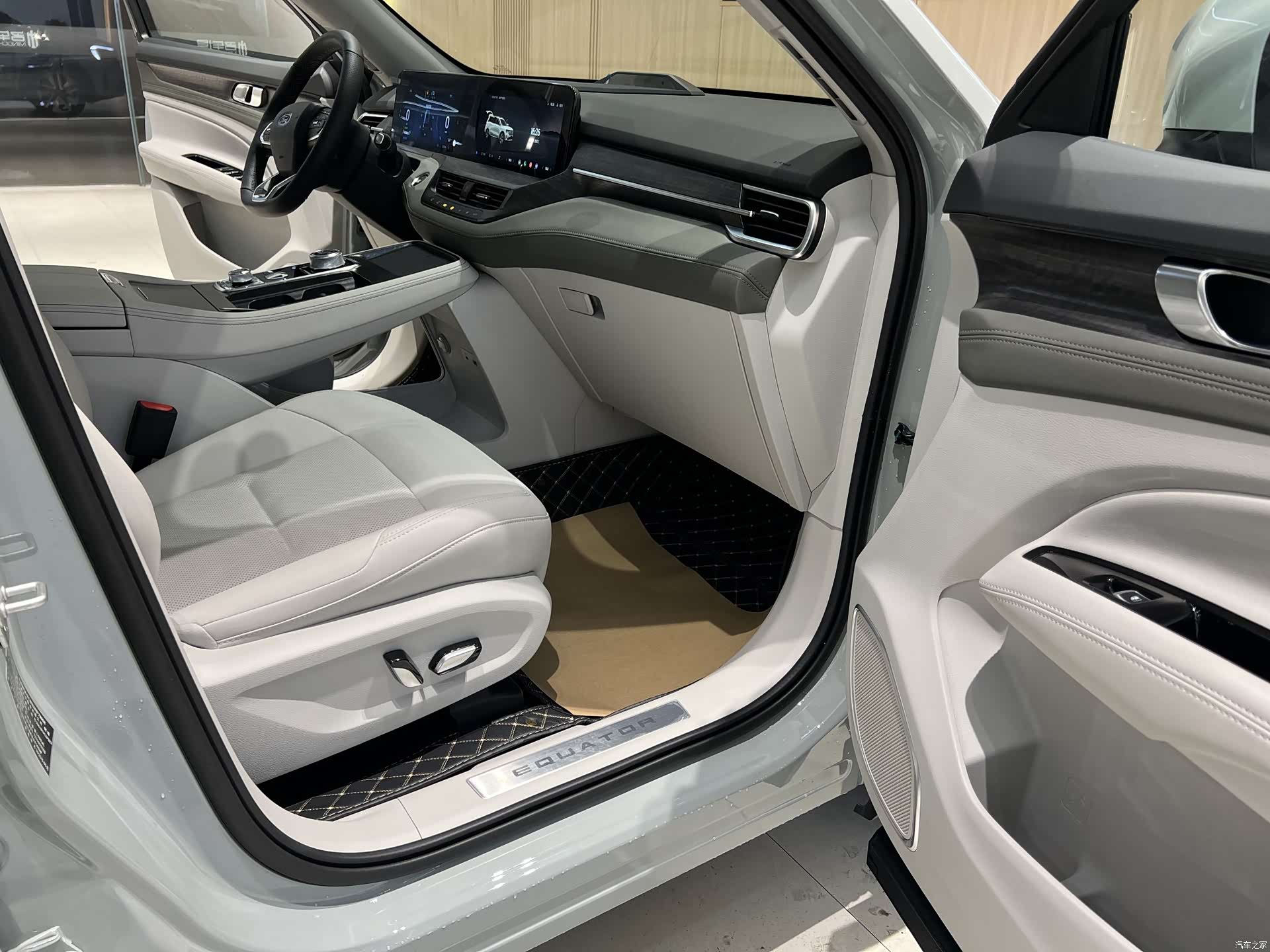 Ford Equator, 2026 15