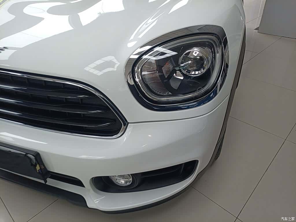 Mini Countryman, 2019 17
