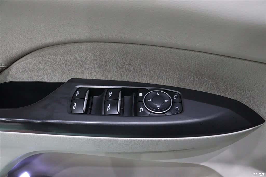 Buick GL8, 2021 25
