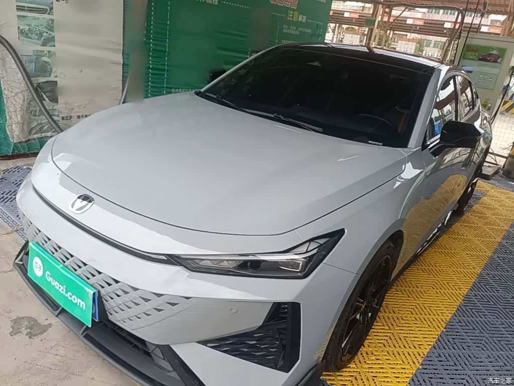 Changan UNI-V, 2025 2