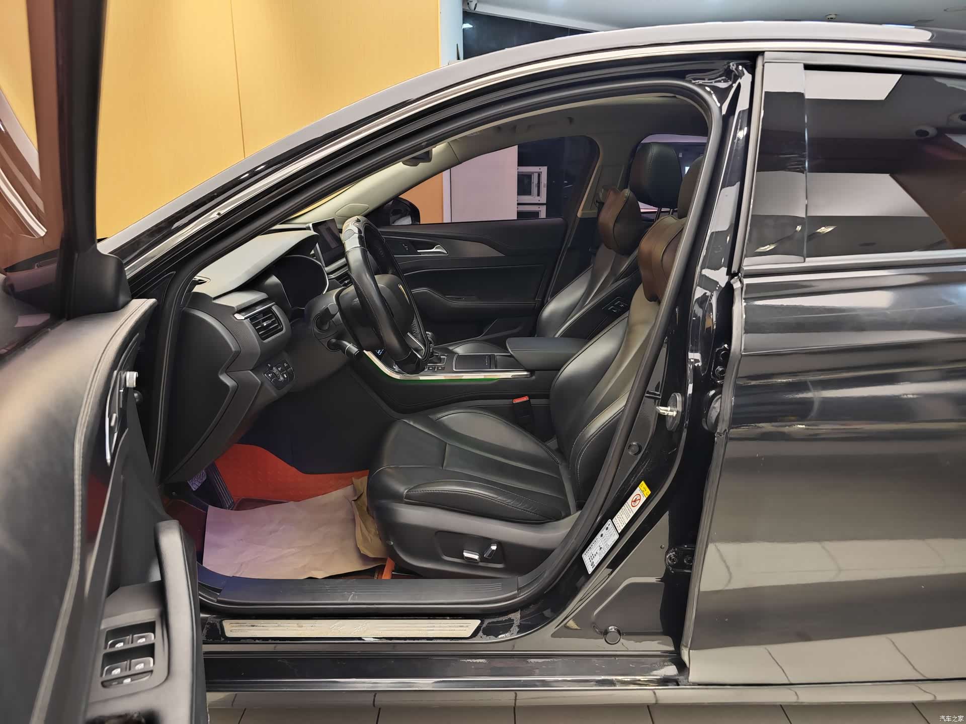 Hongqi H5, 2021 14