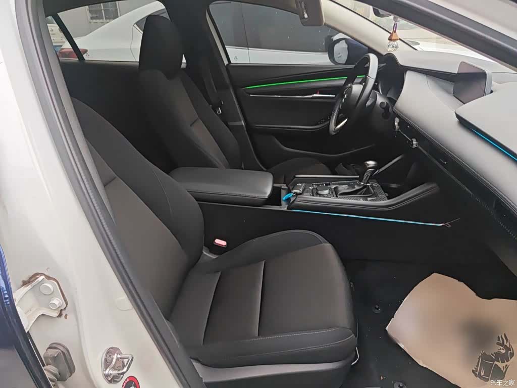 Mazda Mazda3, 2020 20