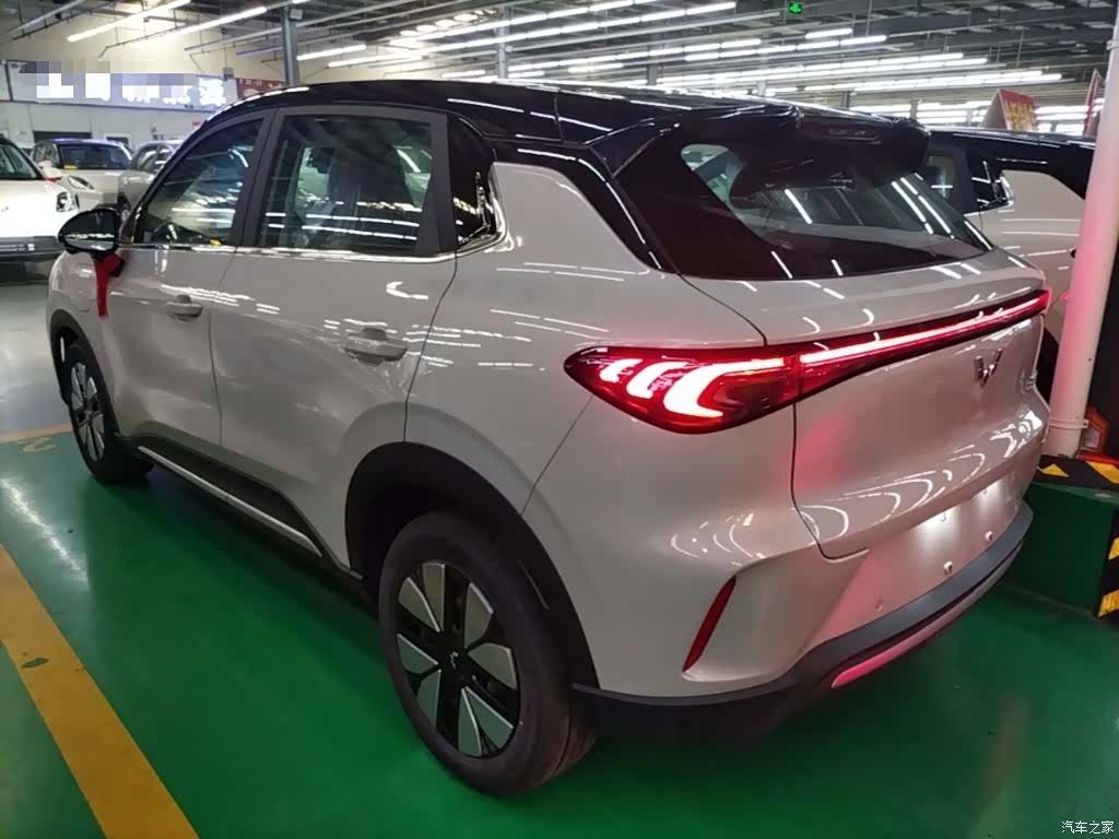 Wuling S, 2026 все фото