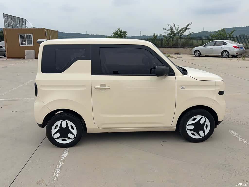 Geely Panda, 2025 16