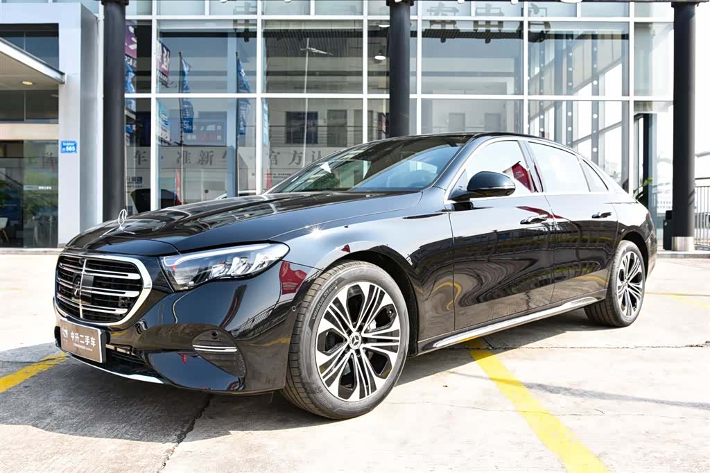 Mercedes-Benz E-Class, 2026 1