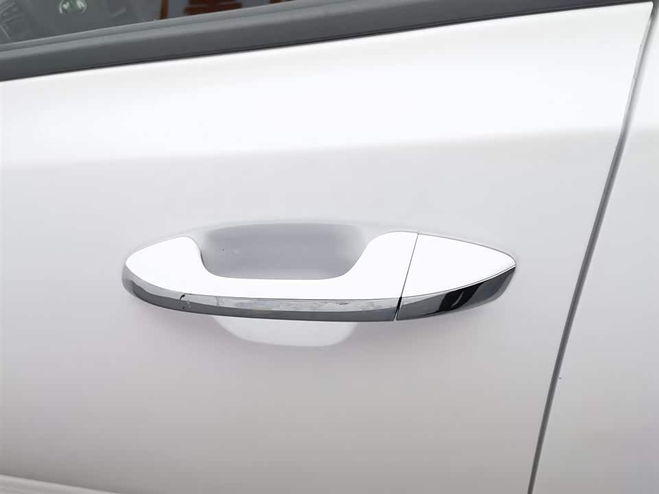 Kia K5 Kia K5