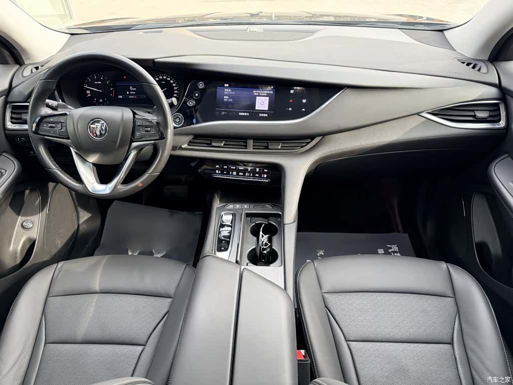 Buick Enclave, 2022 11