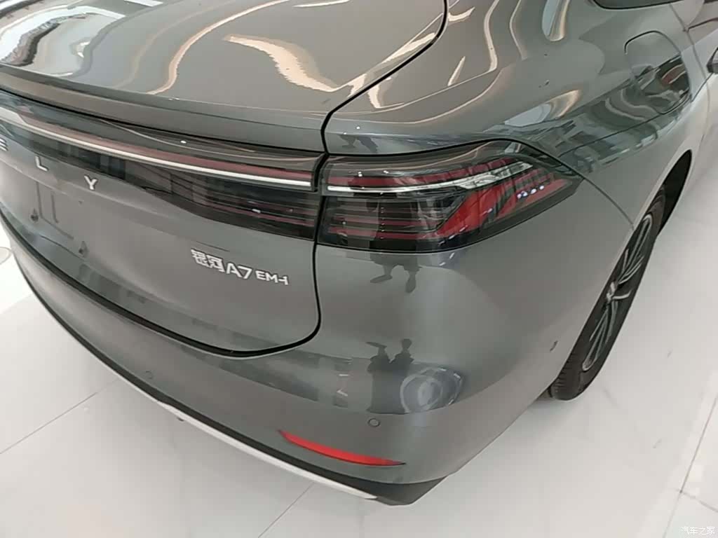 Geely A7, 2025 8