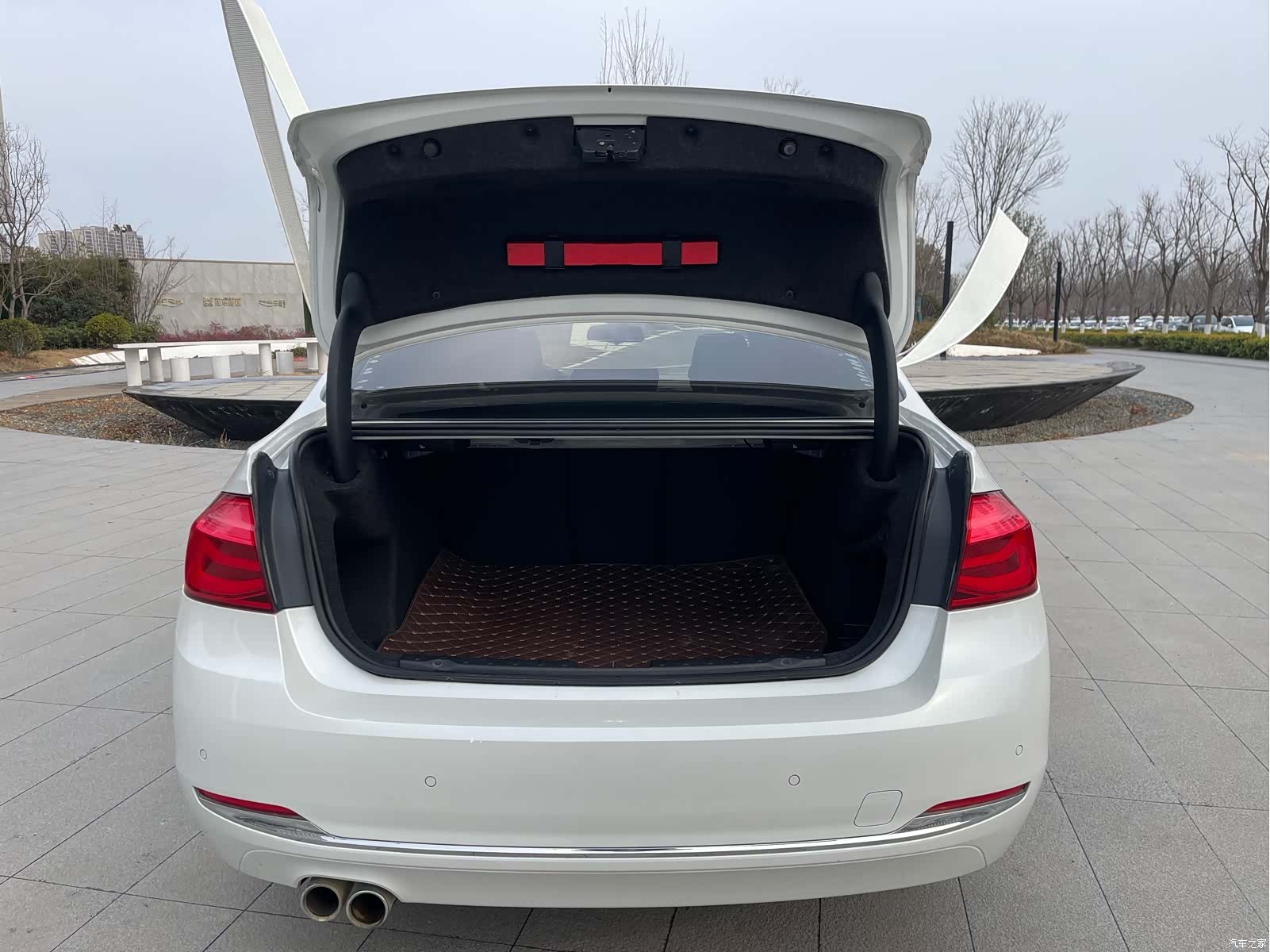 BMW 3 Series, 2017 23