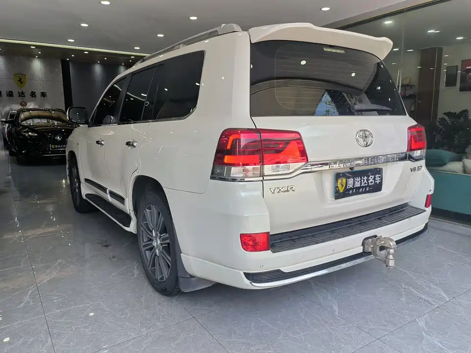 Toyota Land Cruiser Toyota Land Cruiser