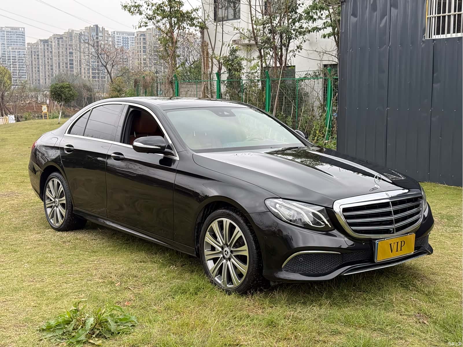 Mercedes-Benz E-Class, 2017 3