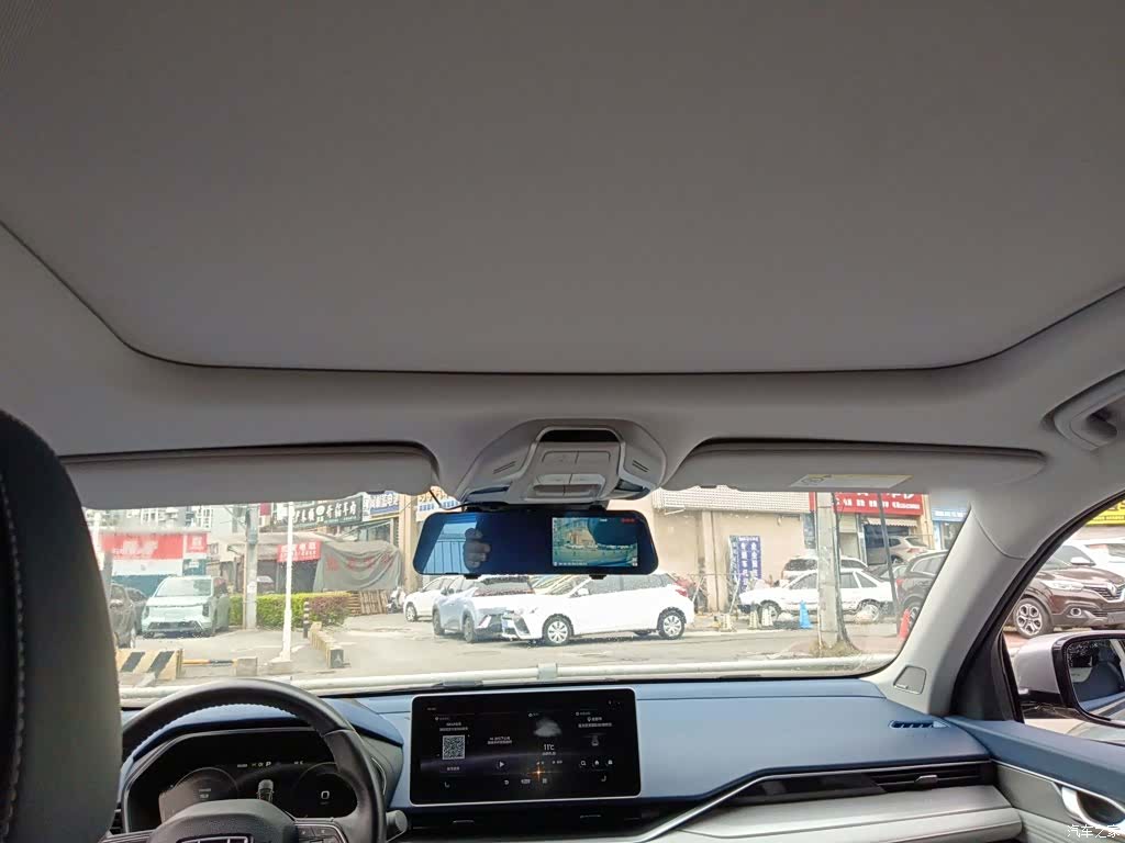 Geely Preface, 2021 18