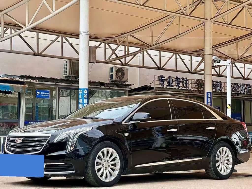 Cadillac XTS