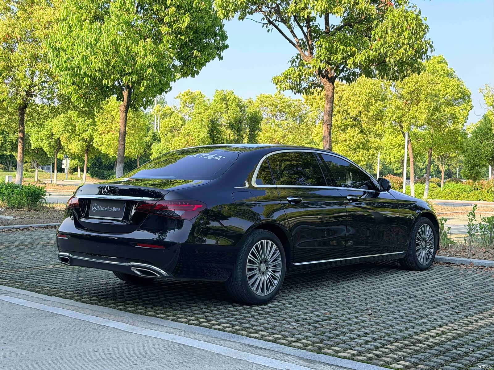 Mercedes-Benz E-Class, 2023 14