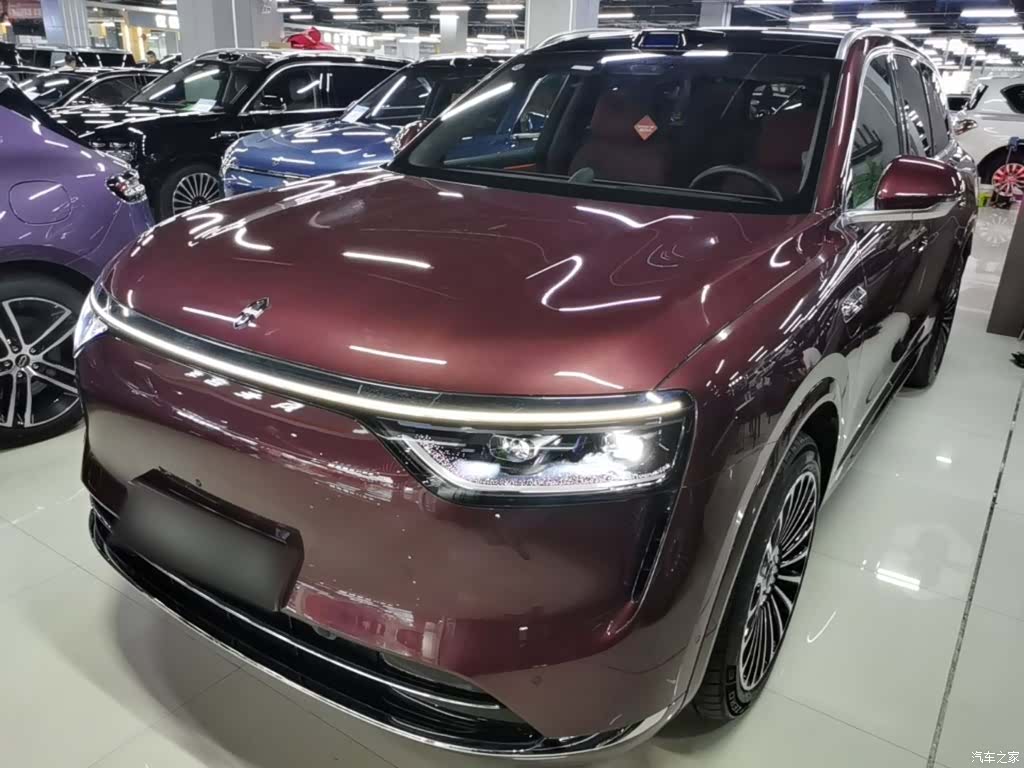 AITO M8, 2025 1