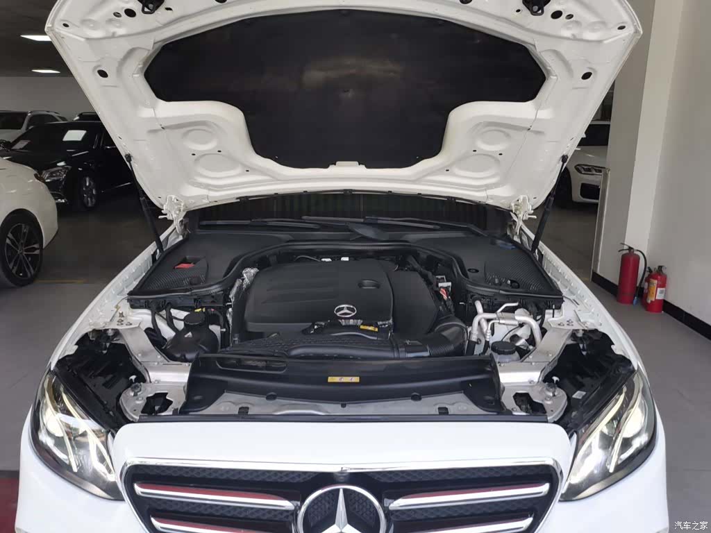 Mercedes-Benz E-Class, 2021 11