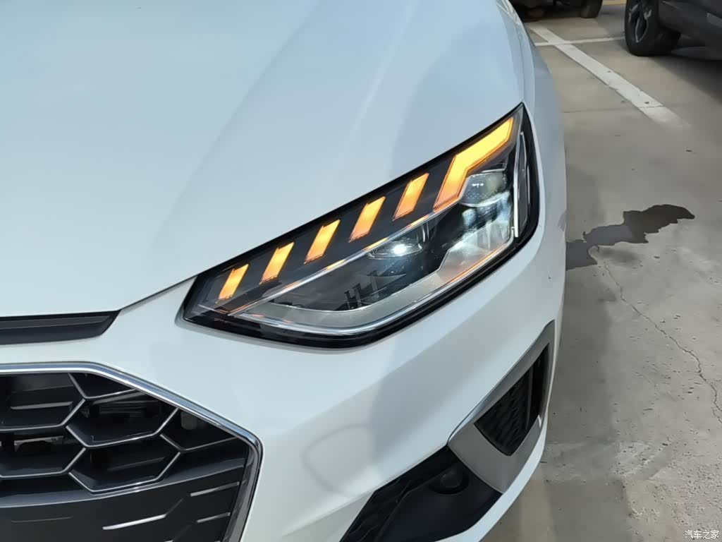 Audi A4L, 2021 24