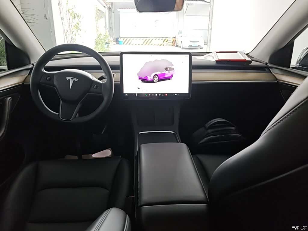 Tesla Model Y, 2023 10