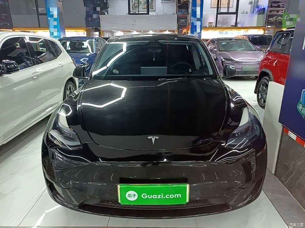 Tesla Model Y, 2023 3