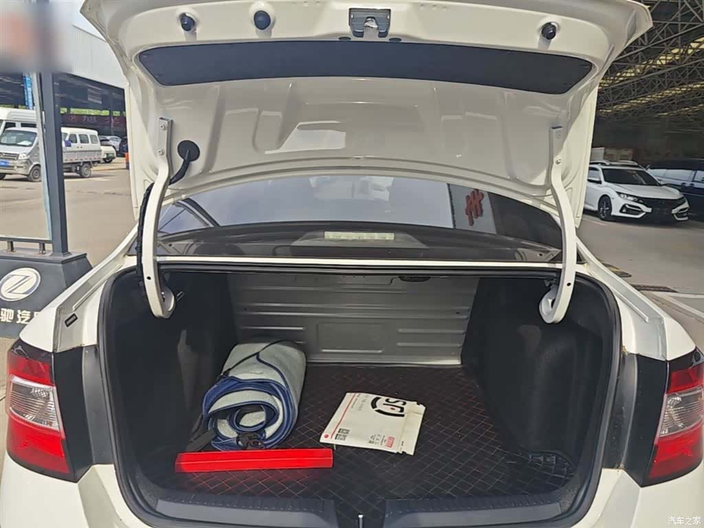 Skoda Rapid, 2019 19