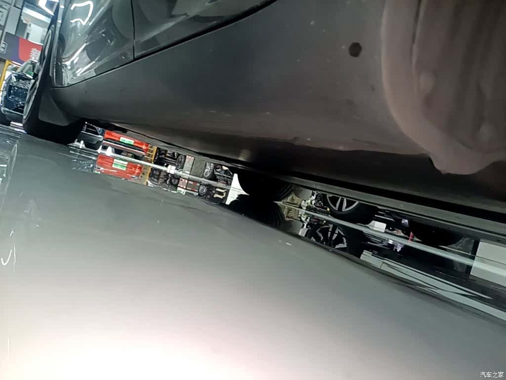 Tesla Model Y, 2023 22