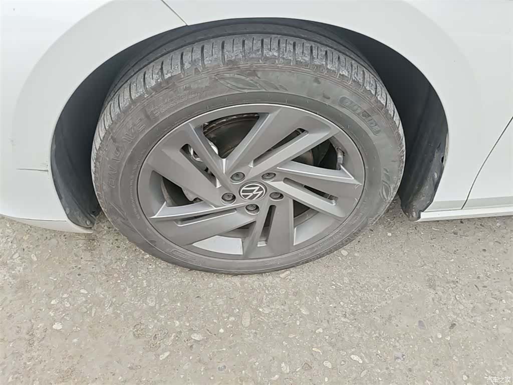 Volkswagen Lamando, 2024 23