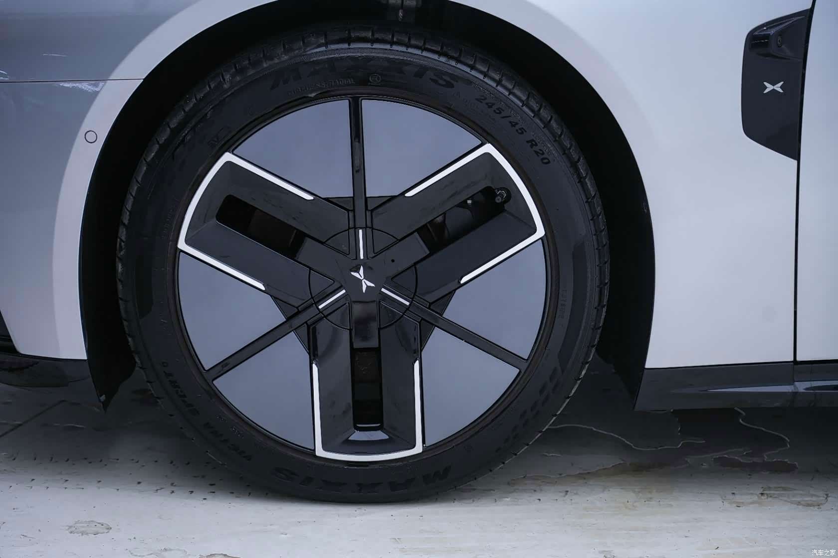 Xpeng P7, 2025 26