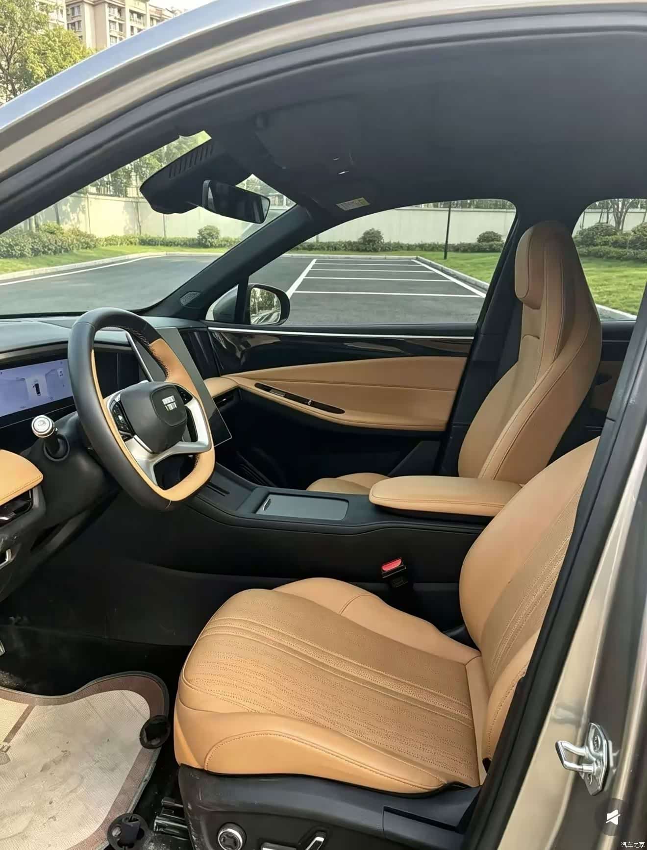 Geely Galaxy L7, 2024 4