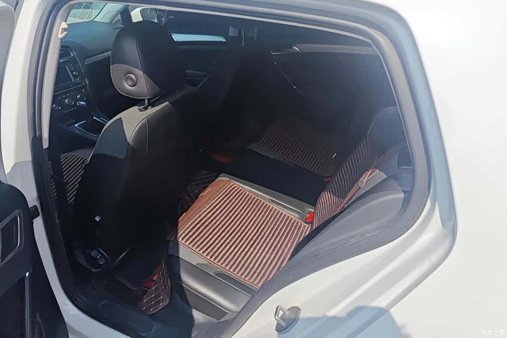 Volkswagen Golf, 2017 11