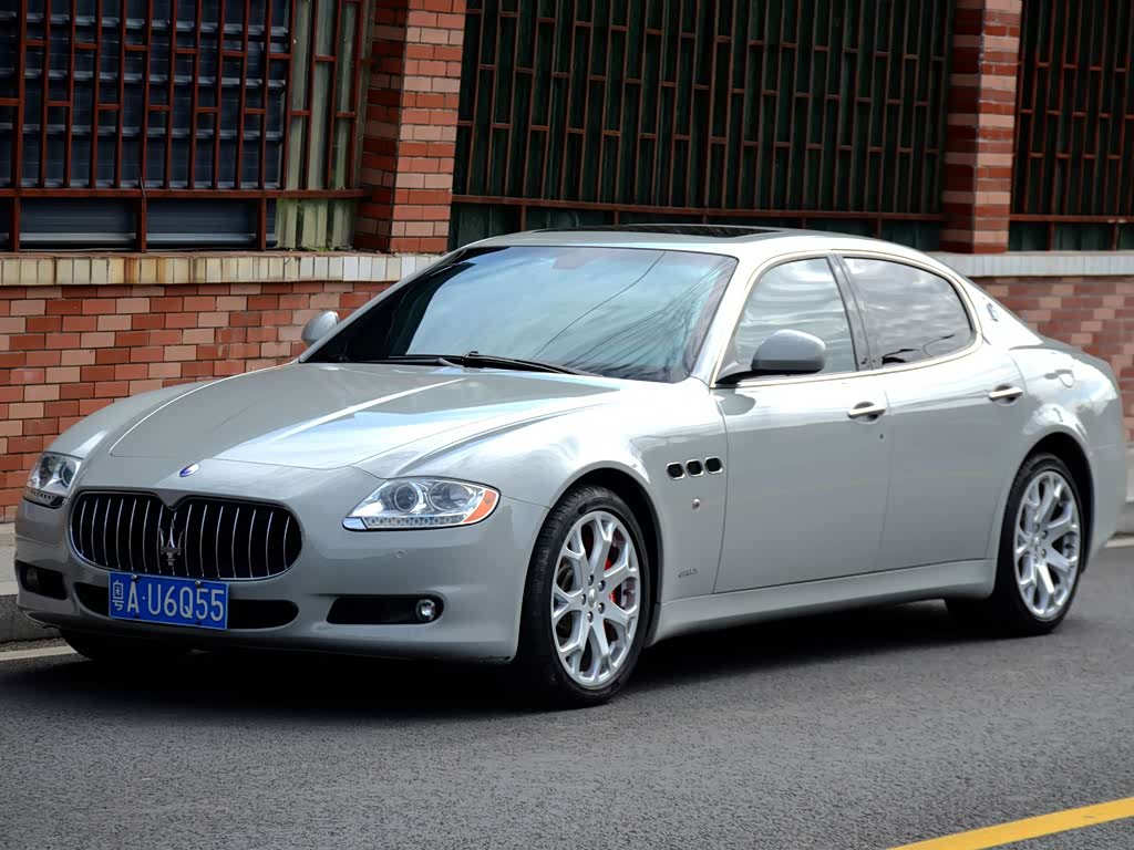 Maserati 2010 4.7L Executive