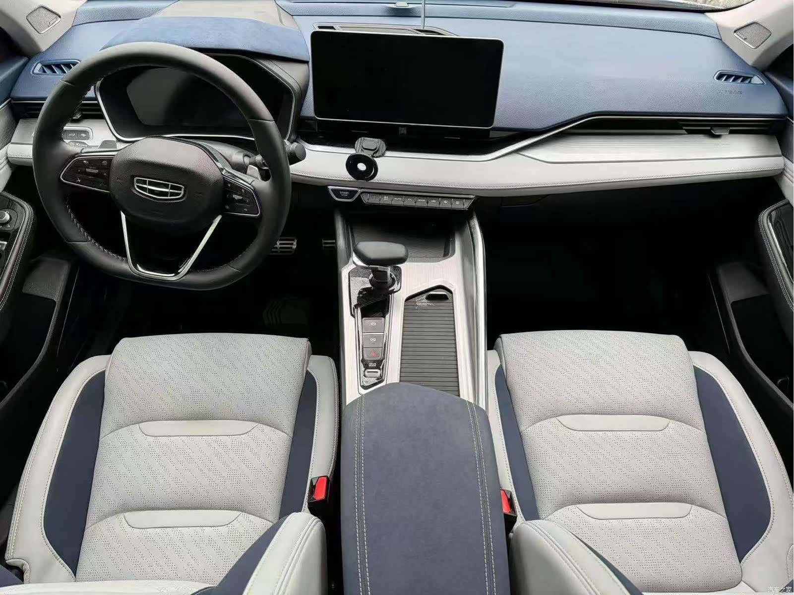 Geely Preface, 2022 6