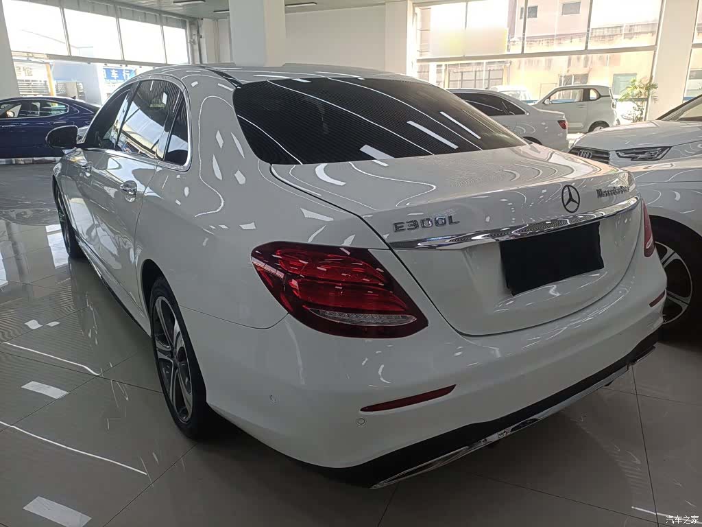 Mercedes-Benz E-Class, 2018 23