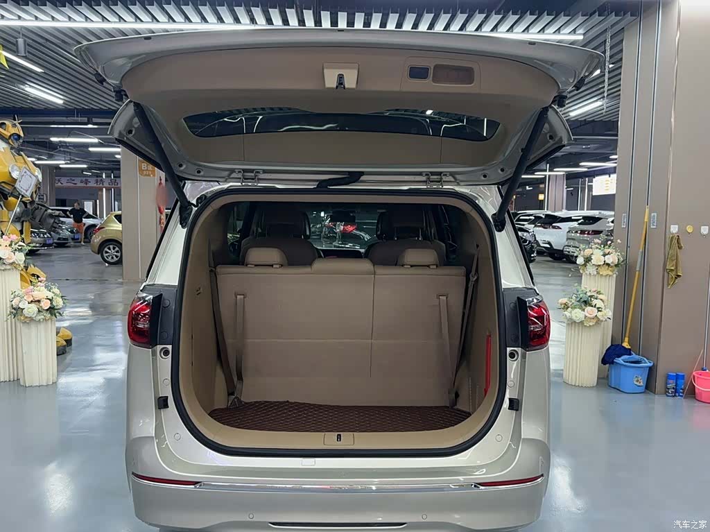 Buick GL8, 2021 16