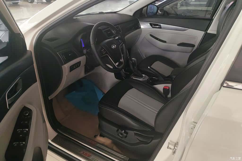 BAIC X55, 2016 9