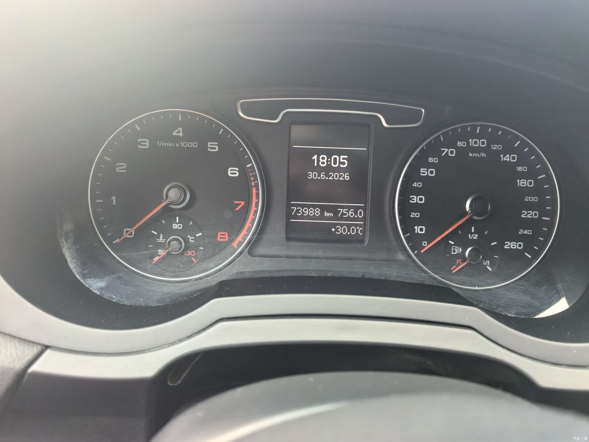 Audi Q3, 2015 9