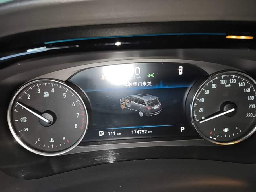 Buick GL8 2021, фото 11