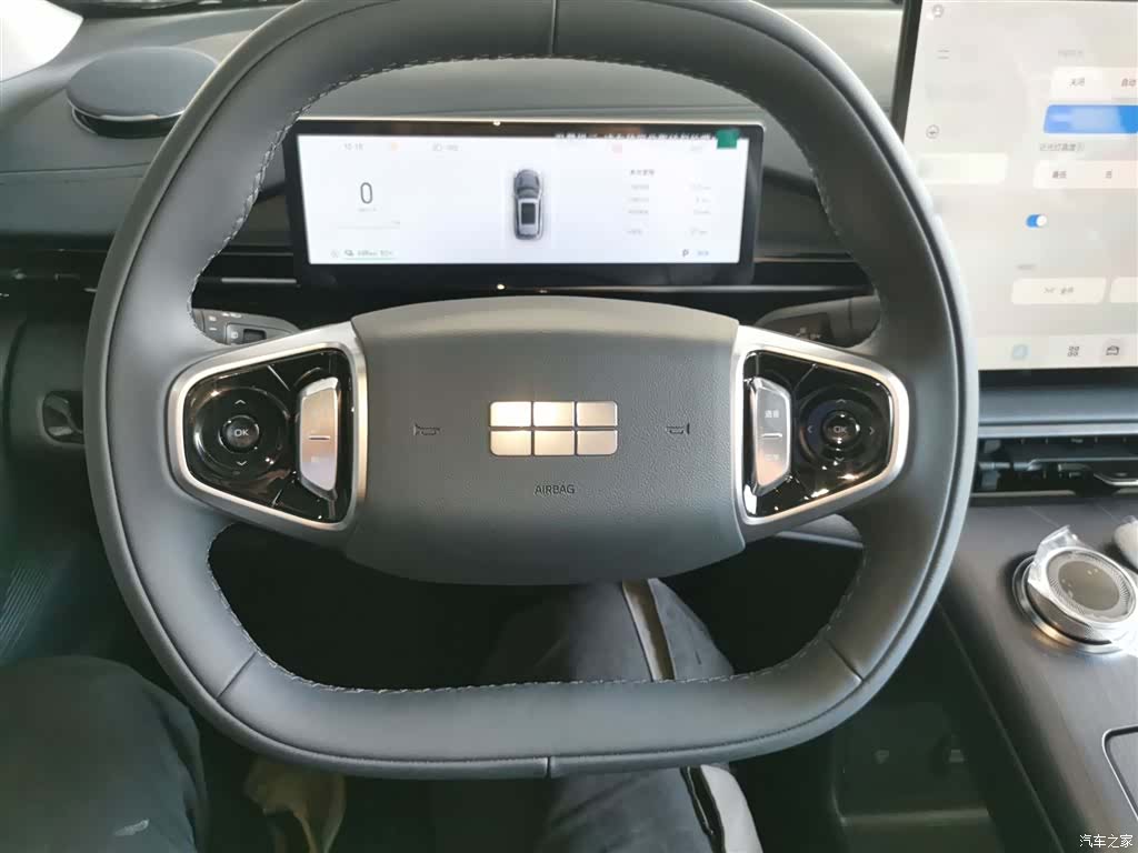 Geely Galaxy E5, 2026 11