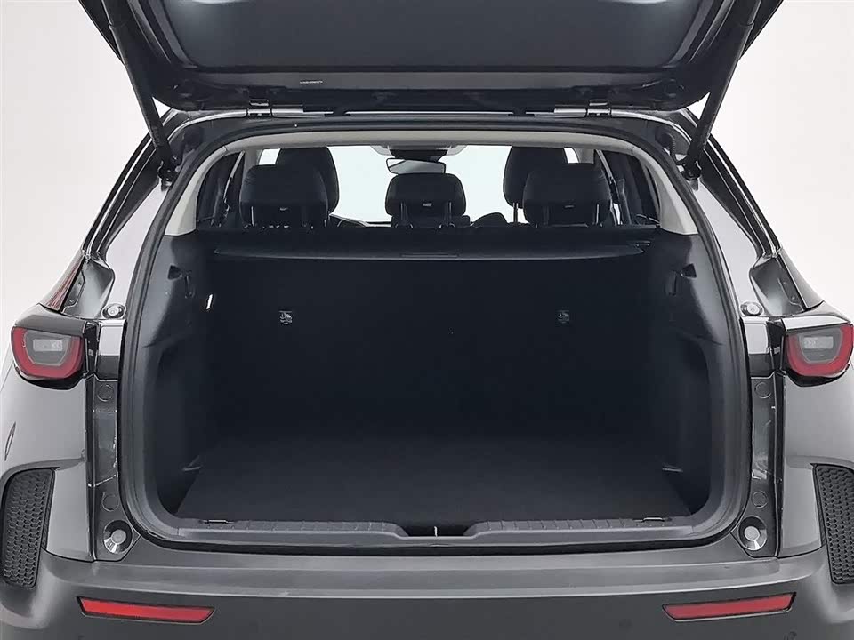 Mazda CX-50 line also