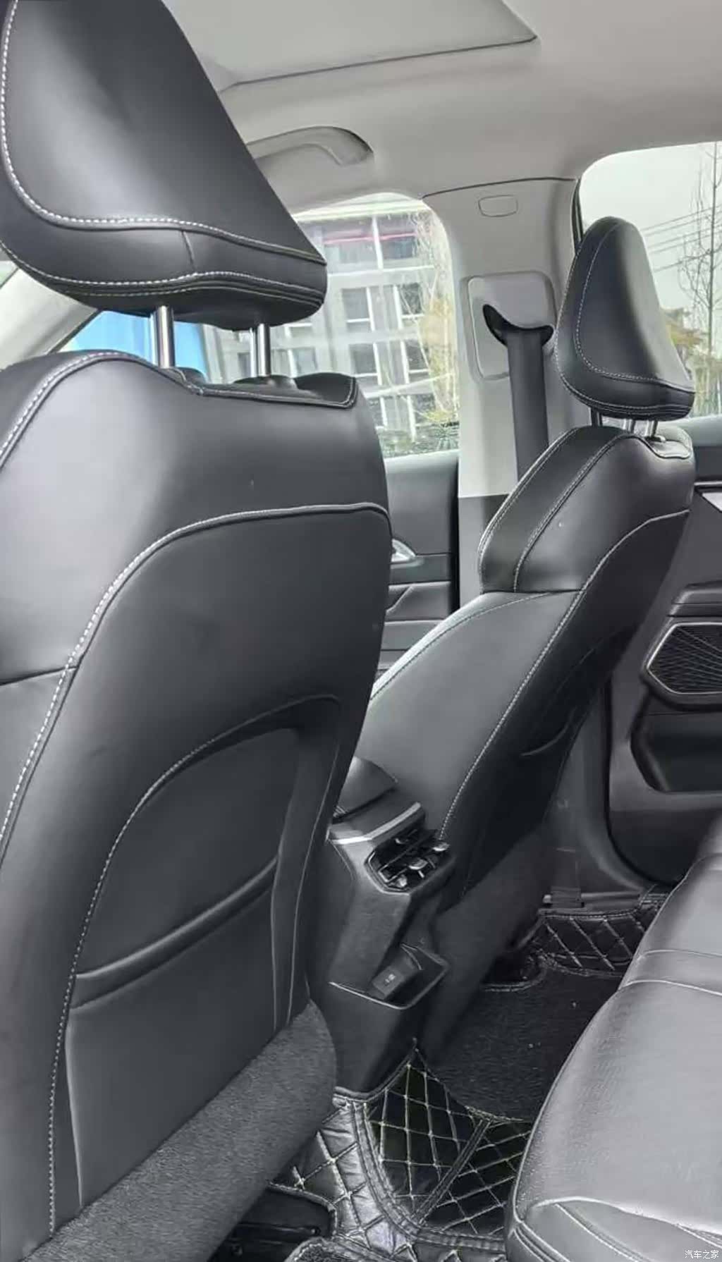 Geely Emgrand, 2022 11