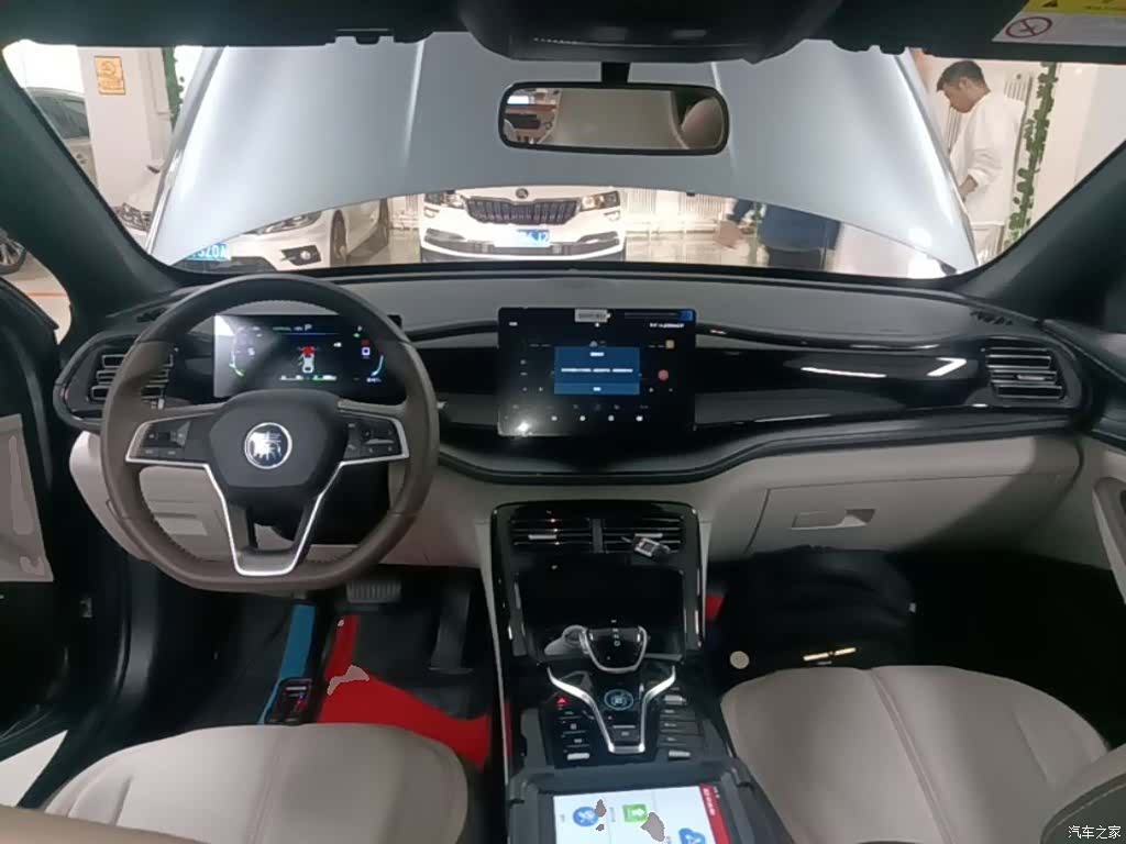 BYD Qin, 2025 10