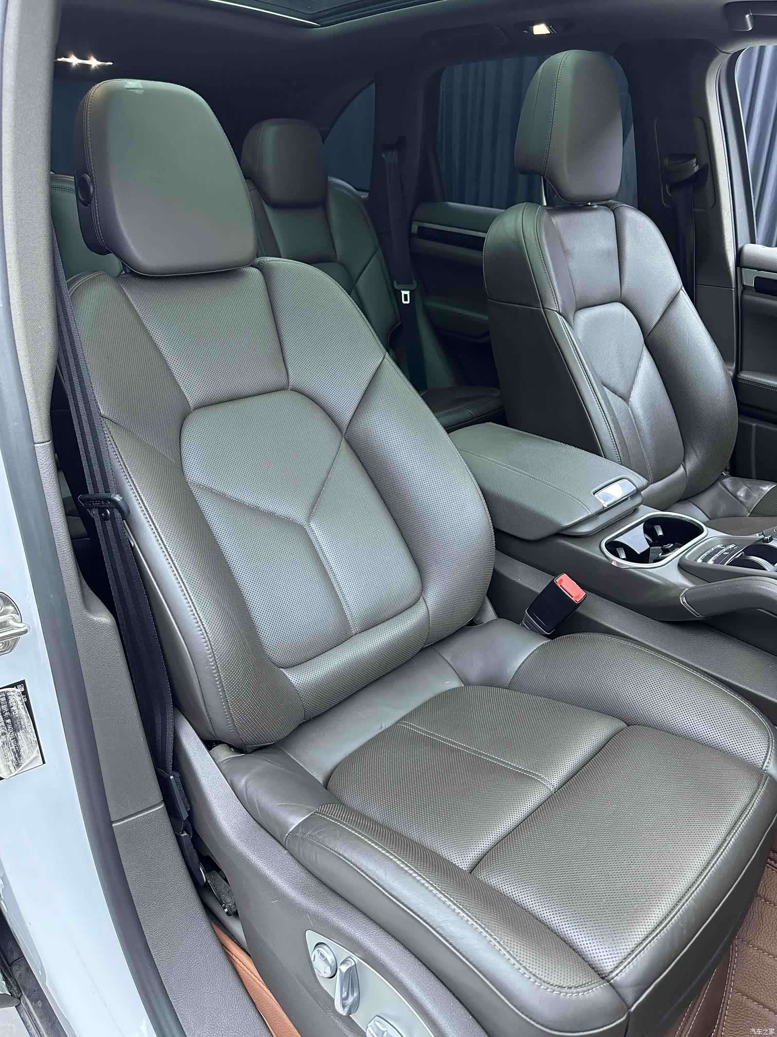 Porsche Cayenne, 2016 14